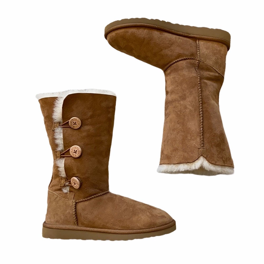 UGGS Bailey Button Tall Boots Chestnut Kids Youth 5 7